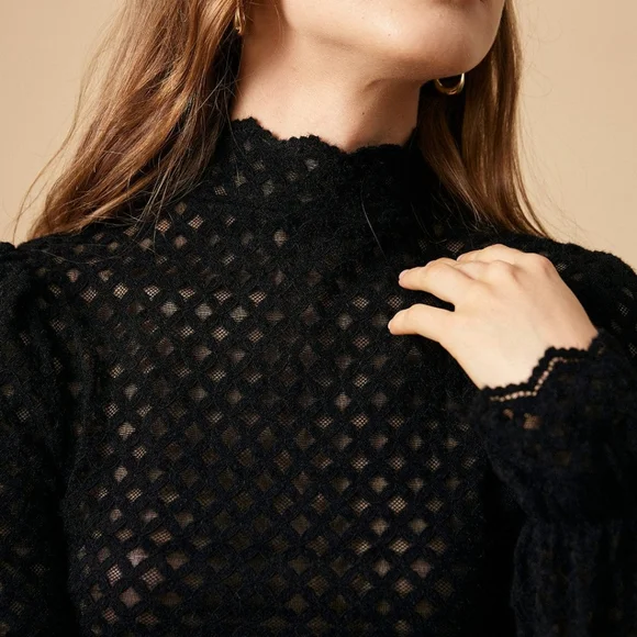 Lace top - Picture 3 of 6